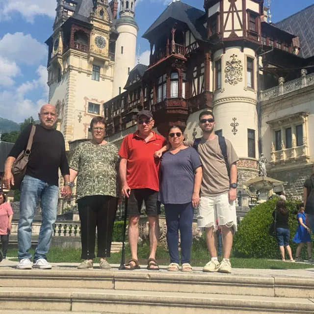 Guests at Peleș Castle in Sinaia on a private day trip from Bucharest — 4